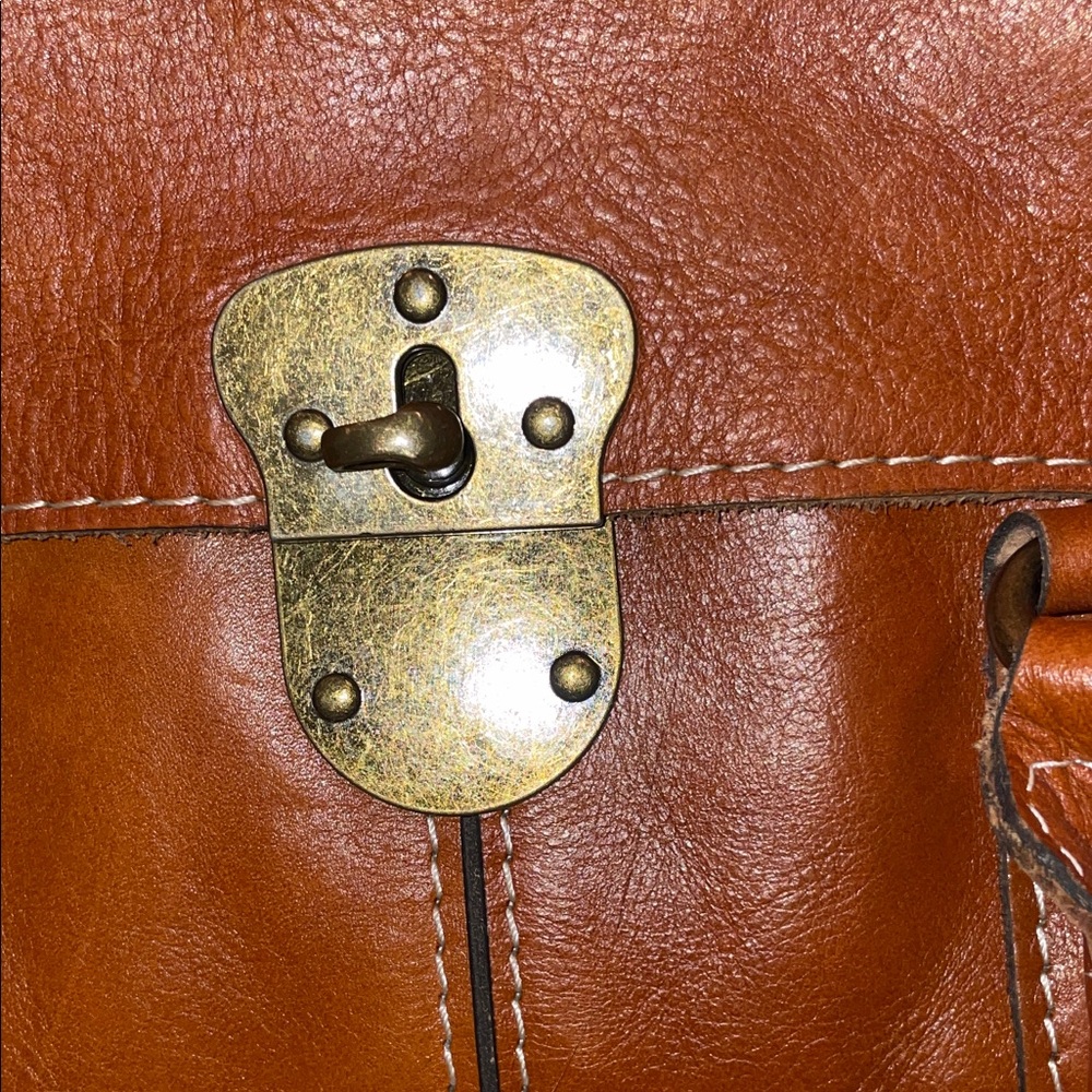 Patricia Nash Chic Brown Leather shoulder Satchel - Picture 5 of 16